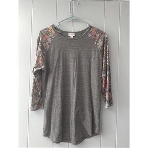 Grey lularoe tee